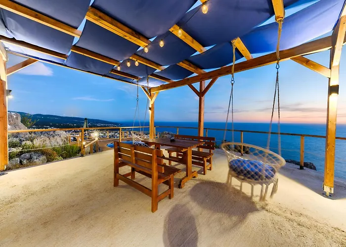 Olive Hills Holiday Homes 1 & 2