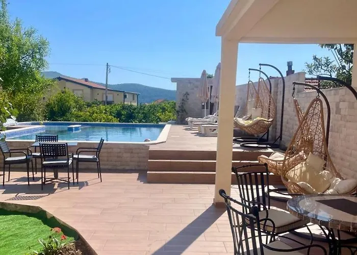 Villa Nilic